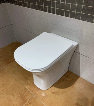 Унитаз VETTORE F приставной безободковый Cerutti SPA CT7841