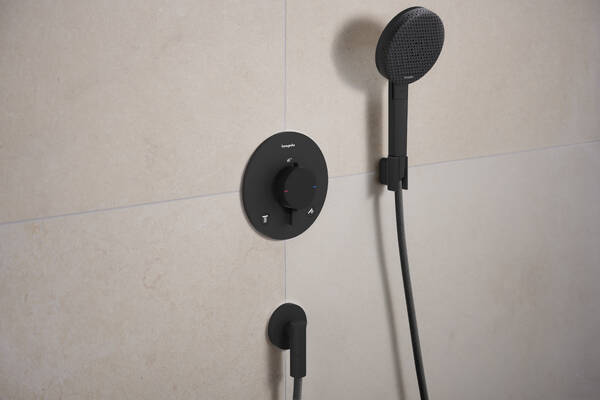 Настенная розетка с обратным клапаном Hansgrohe FixFit Fine S 28882670. черный матовый 28882670
