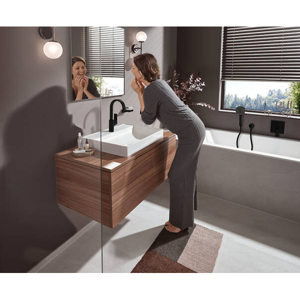 Hansgrohe Vivenis Смеситель для раковины 210 с поворотным изливом без сливного гарнитура черный матовый 75032670