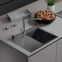 Кухонная мойка Roxen Vespa 60х50 правая, с коландером и дозатором, графит 560230-60RB