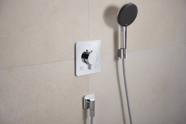 Настенная розетка с обратным клапаном Hansgrohe FixFit Fine Q 28884000. хром 28884000