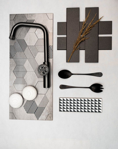 Смеситель для кухонной мойки Laveo Muro BAU_965D графит