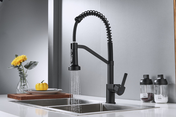 Смеситель для кухни с гибким изливом Shevanik S963H, черный