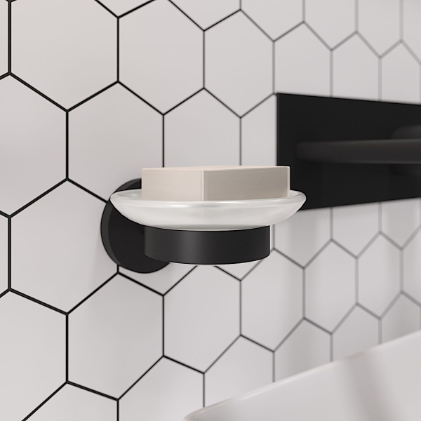 Стеклянная мыльница с латунным настенным держателем Wellsee Finishing Touch 182502000 (цвет мыльницы матовый, цвет держателя черный матовый). Для применения в ванной комнате и кухне