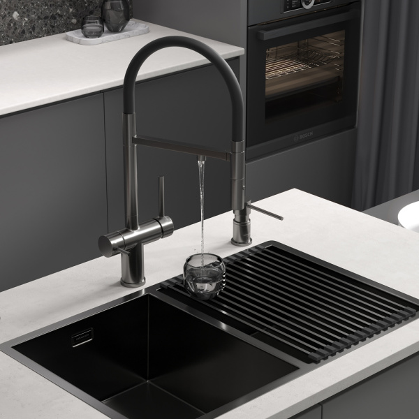 Смеситель Reflexion Lago RX9901BL для кухни с гибким изливом и подключением к фильтру, оружейная сталь