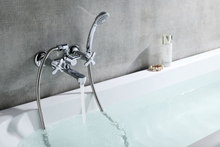 Смеситель  Lemark Partner LM6542C  для ванны