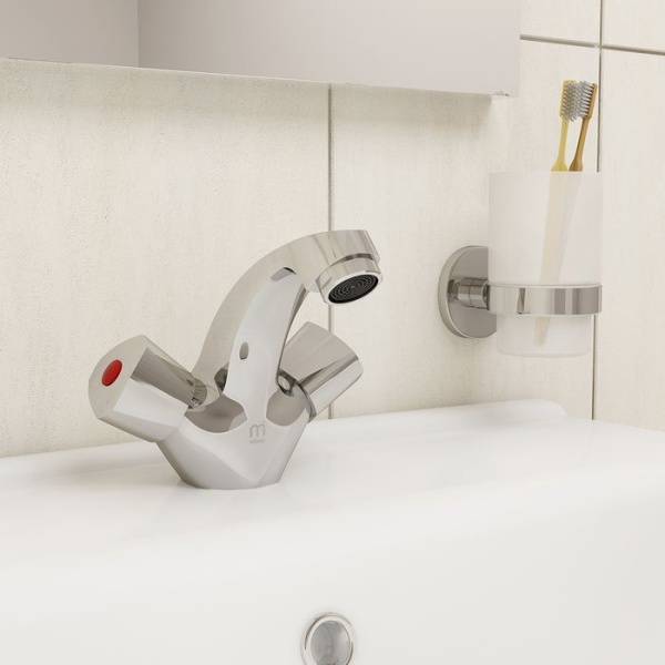 Смеситель для умывальника Milardo Tring TRISB01M01