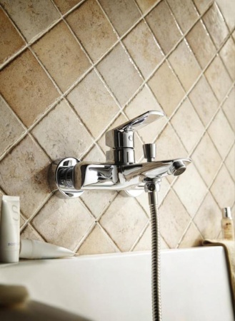 Смеситель для ванны Bravat REAL F6121179CP-01, хром