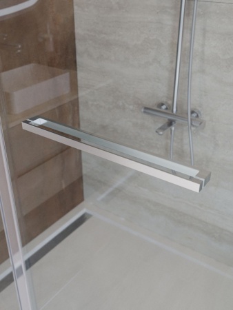 Душевой уголок CEZARES LUX-AH-FS-11-110/100-C-CR
