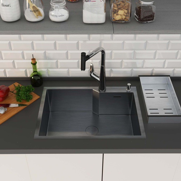 Кухонная мойка ROXENBATH Wellnes 60х45 с коландером и дозатором, графит 560240-60B
