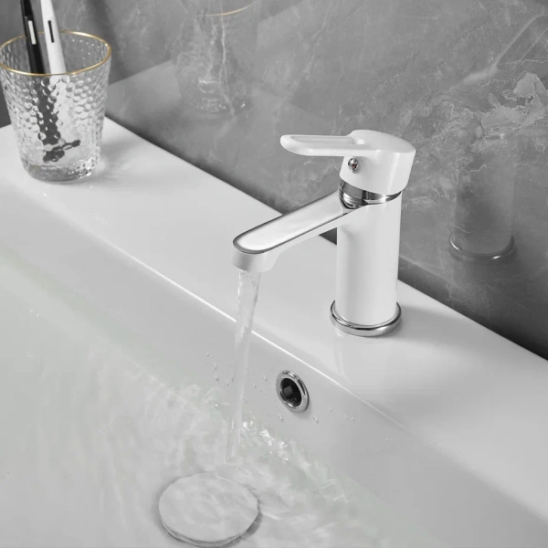 Смеситель для раковины Shevanik S8101F, белый/хром