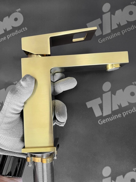 Смеситель для раковины TIMO Briana 7161/17F, матовое золото