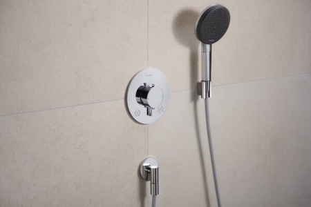 Настенная розетка с обратным клапаном Hansgrohe FixFit Fine S 28882000. хром 28882000