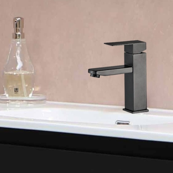 Смеситель для раковины WesnaArt KUBUS KUB13-210Black, черный