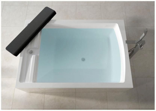Акриловая ванна с усиленным каркасом и сифоном Riho Savona 190x130 BB7900500000000