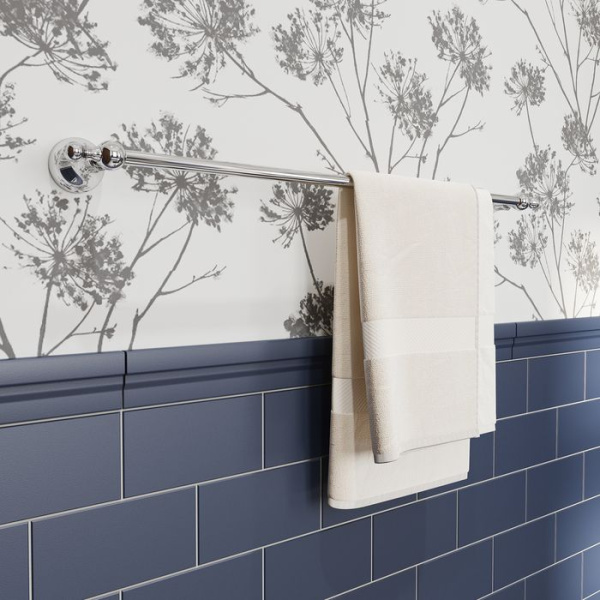 Полотенцесушитель одинарный IDDIS Retro сплав металлов RETSS10i49