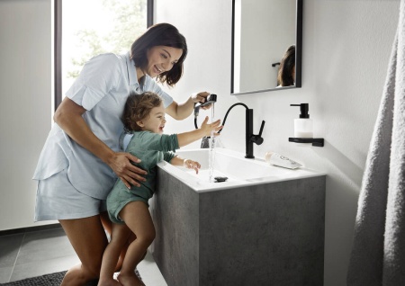 Hansgrohe Finoris Смеситель для раковины однорычажный 230 с вытяжным душем 2jet со сливным клапаном Push-Open белый матовый 76063700