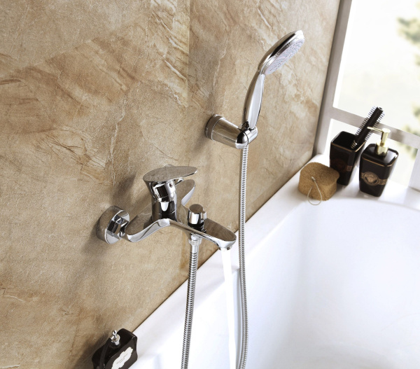 Смеситель Lemark Nero LM0214C для ванны Смеситель Lemark Nero LM0214C для ванны