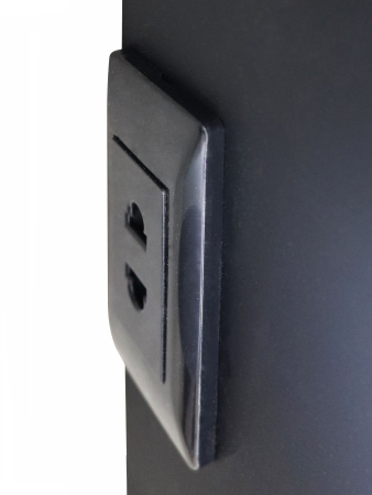 Зеркальный шкаф для ванной капсульный 45х80см "Reflexion Black" с LED подсветкой и сенсором RF2003BL черный