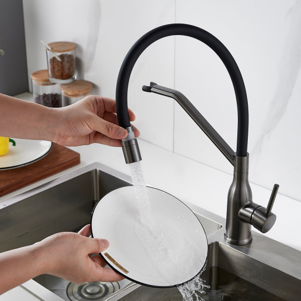 Смеситель для кухни с гибким изливом Shevanik S343T-3, оружейная сталь