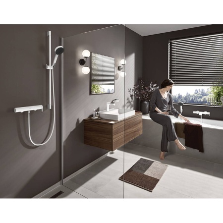 Hansgrohe Vivenis Смеситель для ванны белый матовый 75420700