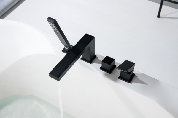 Смеситель на борт ванны TIMO Selene 2130/03Y, черный