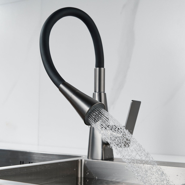 Смеситель для кухни с гибким изливом Shevanik S543T-3, оружейная сталь/черный