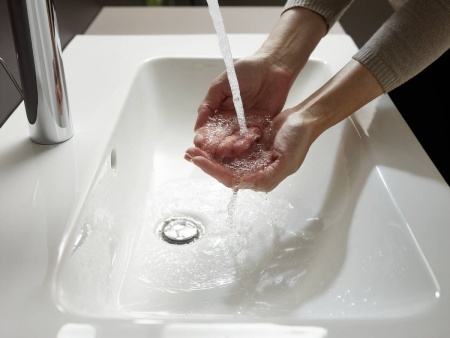 Hansgrohe Vernis Blend Смеситель для раковины однорычажный 70 со сливным гарнитуром хром 71550000