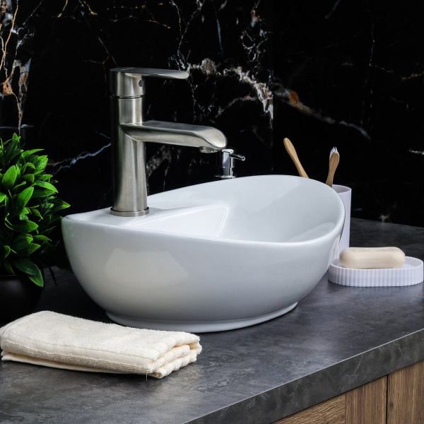 Раковина MELANA MLN-7167