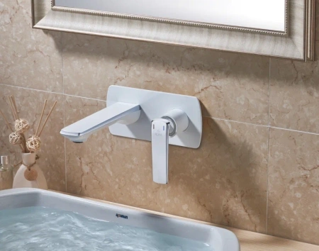Смеситель для раковины встраиваемый Rose R13F R1341F, белый/хром