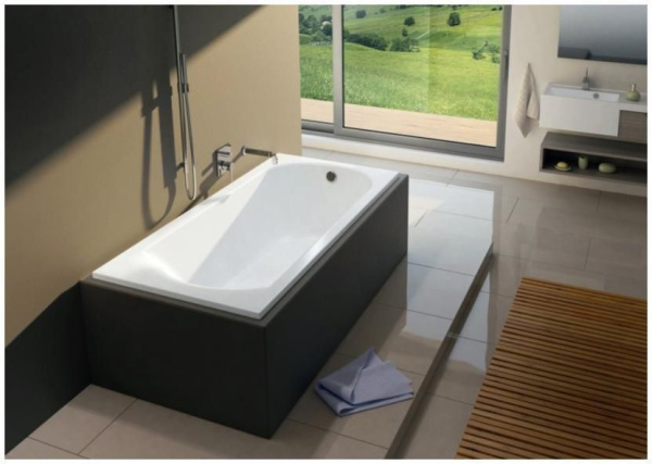 Акриловая ванна с усиленным каркасом и сифоном Riho Miami 150x70 BB5800500000000