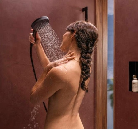 Душевой гарнитур Hansgrohe Alive Select S 24602670 черный матовый
