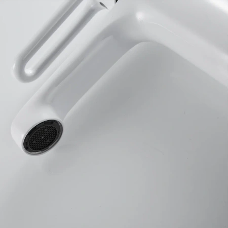 Смеситель для раковины Shevanik S8101F, белый/хром