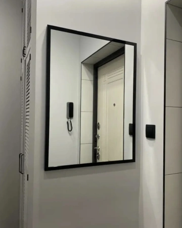 Зеркало EMZE Line в алюминиевой раме 60x80 (черный)