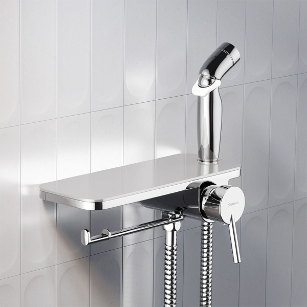 773500001 Jupiter Смеситель Damixa монтируемый в стену с гигиеническим душем и полкой, хром