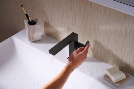 Смеситель для раковины Hansgrohe Tecturis E CoolStart EcoSmart 73020670 матовый черный 73020670