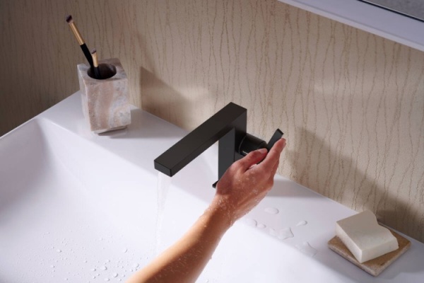 Смеситель для раковины Hansgrohe Tecturis E CoolStart EcoSmart 73020670 матовый черный 73020670