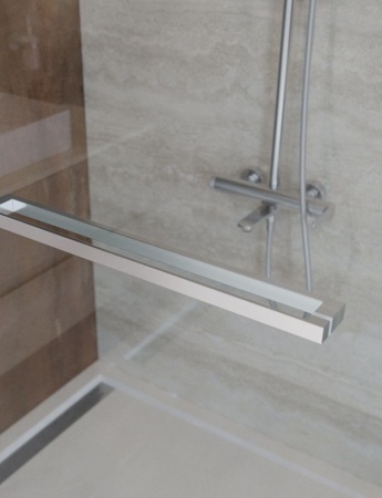 Душевая дверь CEZARES LUX-B-FS-1-70-C-CR