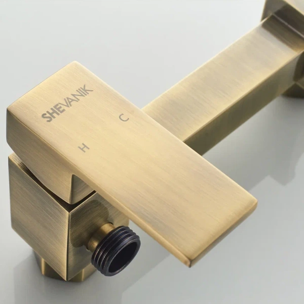 Смеситель с гигиеническим душем Shevanik S137Q