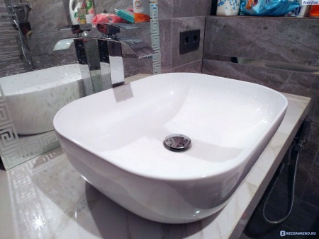 Раковина MELANA MLN-78104