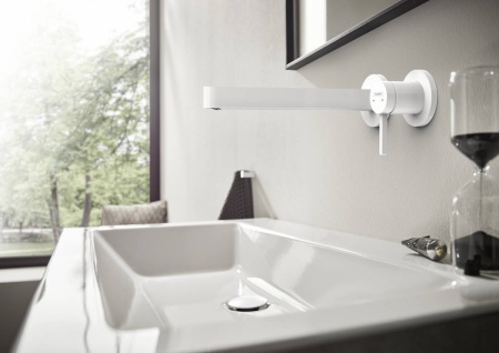 Hansgrohe Finoris Смеситель для раковины однорычажный скрытого монтажа настенный с изливом 22.8 см белый матовый 76050700