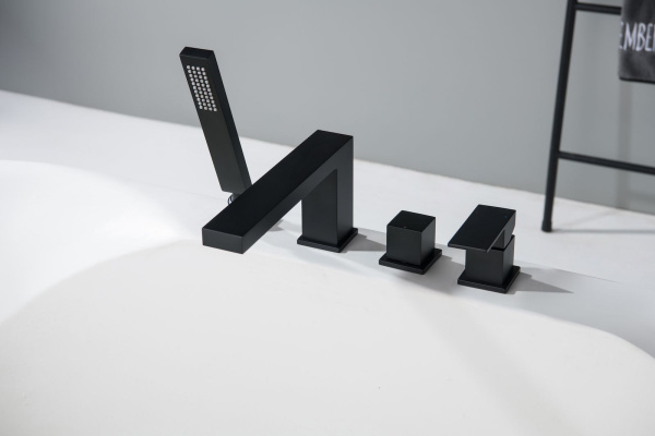 Смеситель на борт ванны TIMO Selene 2130/03Y, черный