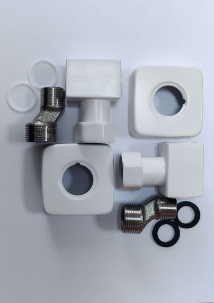 Полотенцесушитель водяной ARIANO Экспи Квадро V 30 белый нижн.подв.1/2" 500х1200/9