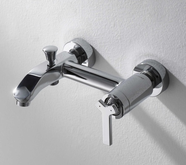 Смеситель для ванны Bravat Waterfall F673107C-01