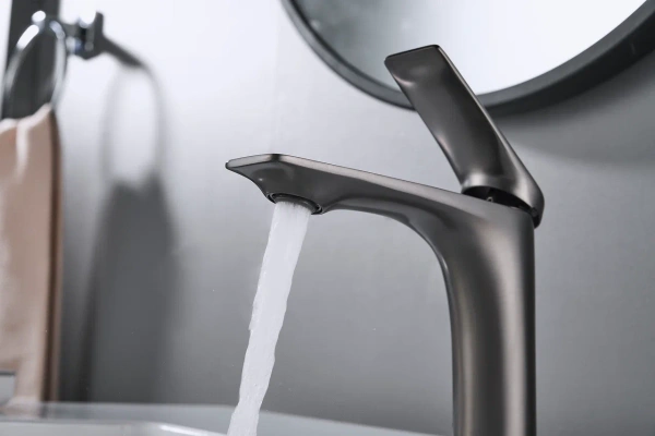 Смеситель для раковины Shevanik S9101T, оружейная сталь