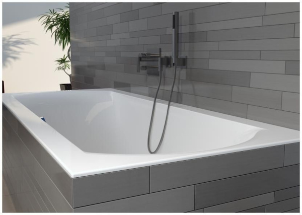 Акриловая ванна с усиленным каркасом и сифоном Riho Linares 180x80 R BT4600500000000