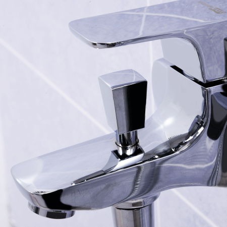 Смеситель для ванны WasserKRAFT Salm 2701