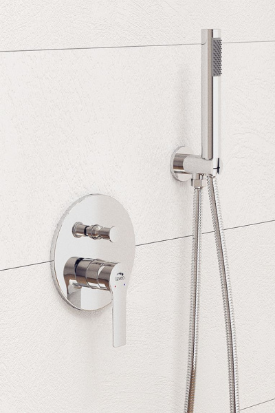 Душевая система Laveo Raila BLL_001P скрытого монтажа хром