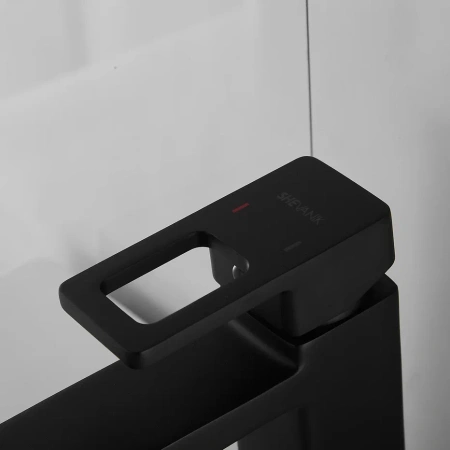 Смеситель для раковины с гигиеническим душем Shevanik S8271H, черный
